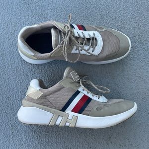 Tommy Hilfiger Sporty Branded Runners Sneakers | EU 41/US 9.5